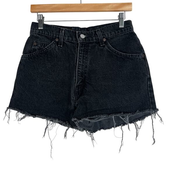 Vintage 70s Levi’s 951 Womens 8 Orange Tab Black Denim Cutoff Shorts Made in USA